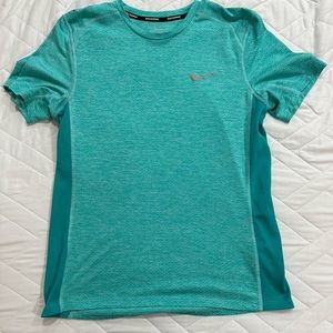Nike Dri-fit T-shirt